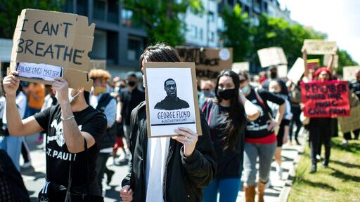 کمیسیون حقوق بشر خواستار توقف استفاده از فناوری تشخیص چهره در اعتراضات شد