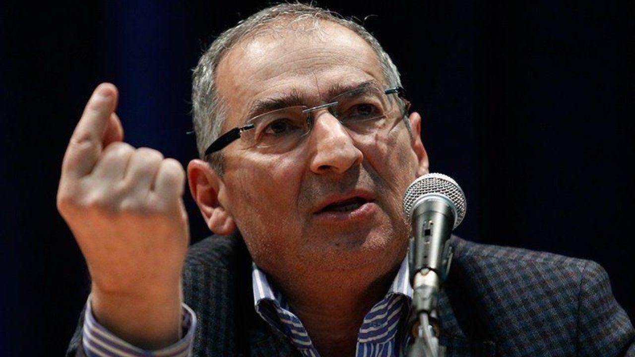 دعوت به واقع‌‎بینی؛ واکنش زیباکلام به حملات نمایندگان مجلس به دولت