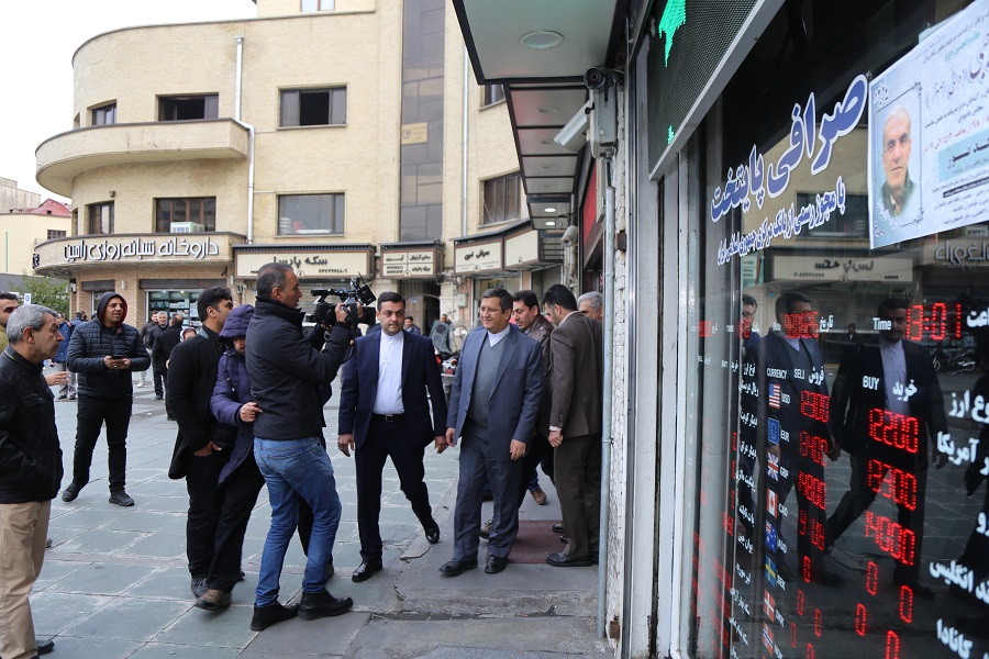 ایست خرید و فروش ارز مقابل صرافی‌ها!