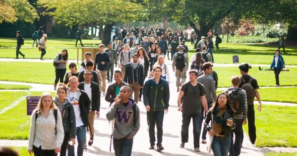 ۱۲۱ دانشجوی دانشگاه واشنگتن آمریکا به کرونا مبتلا شده‌اند 