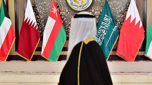 برایان هوک: برای خاتمه بحران شورای همکاری خلیج فارس تلاش می‌کنیم