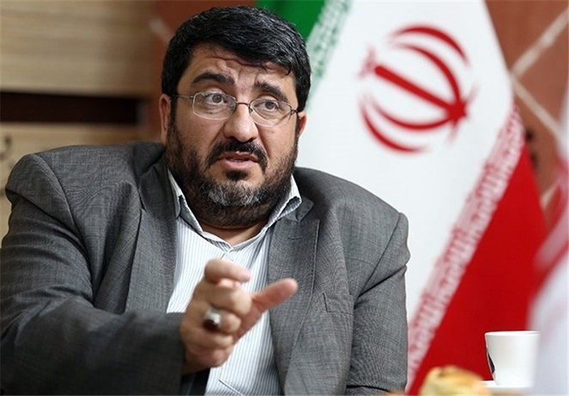 گفتگو|ایزدی: خروج برایان هوک از دولت ترامپ بیانگر شکست سیاست فشار حداکثری علیه ایران است