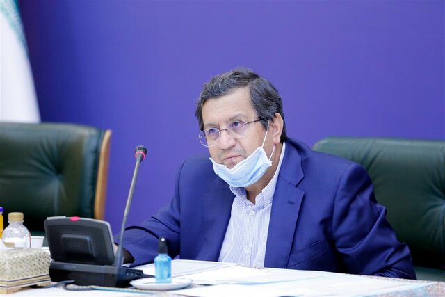 همتی: ان شاء‌الله نرخ ارز کنترل می‌شود