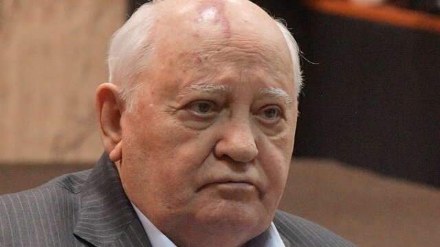 گورباچف یک برنامه تلویزیونی آمریکایی را مقصر سقوط شوروی می داند