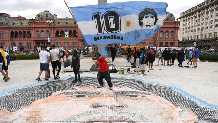 تابوت «مارادونا» به کاخ رییس جمهوری آرژانتین رسید
