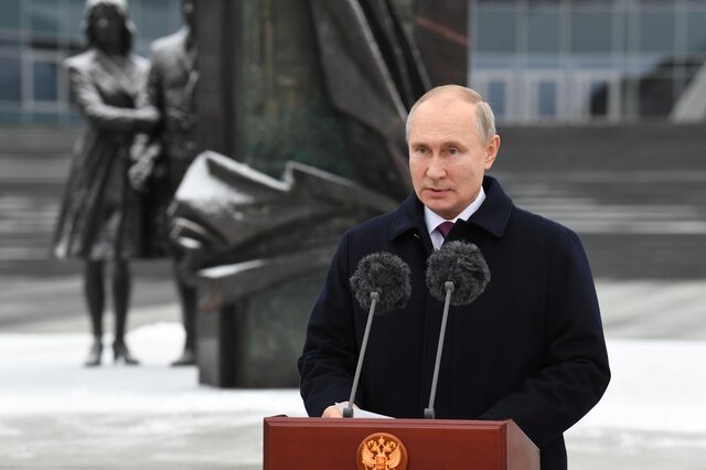 پوتین: به کارهای بزرگ سرویس اطلاعات خارجی روسیه ارج می‌نهم