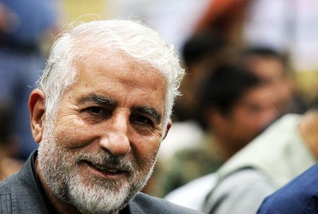 شهید سلیمانی در برخورد با دیگران اصل را ولایت و مودت میدانست