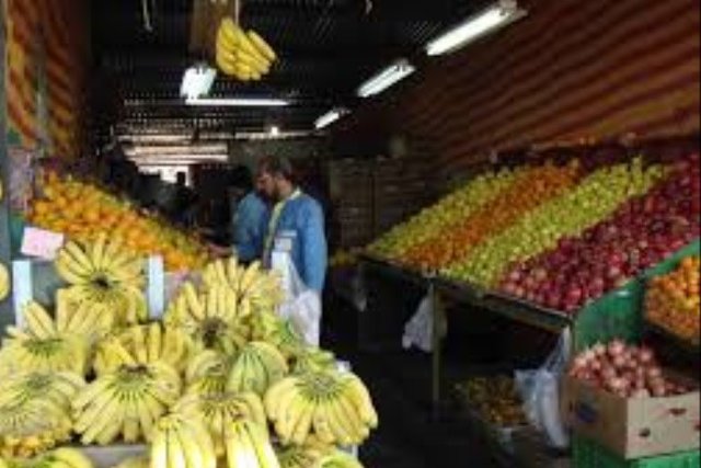 کاهش نسبی قیمت موز