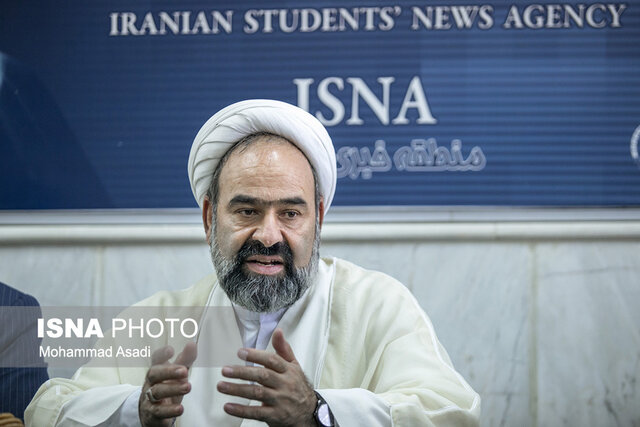 برگزاری برنامه‌های دهه فجر تابع تصمیمات ستاد ملی و استانی مقابله با کروناست