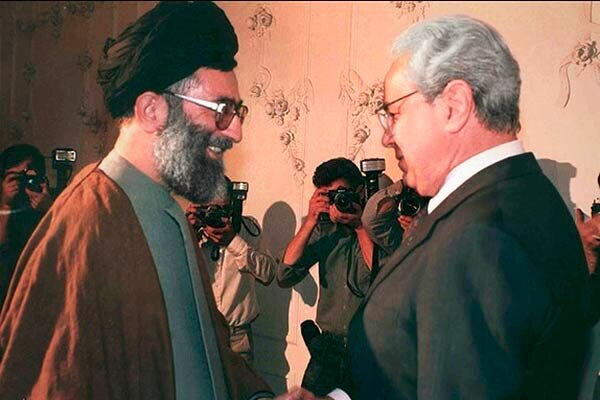 آیت‌الله خامنه‌ای از نگاه دبیرکل وقت سازمان ملل 