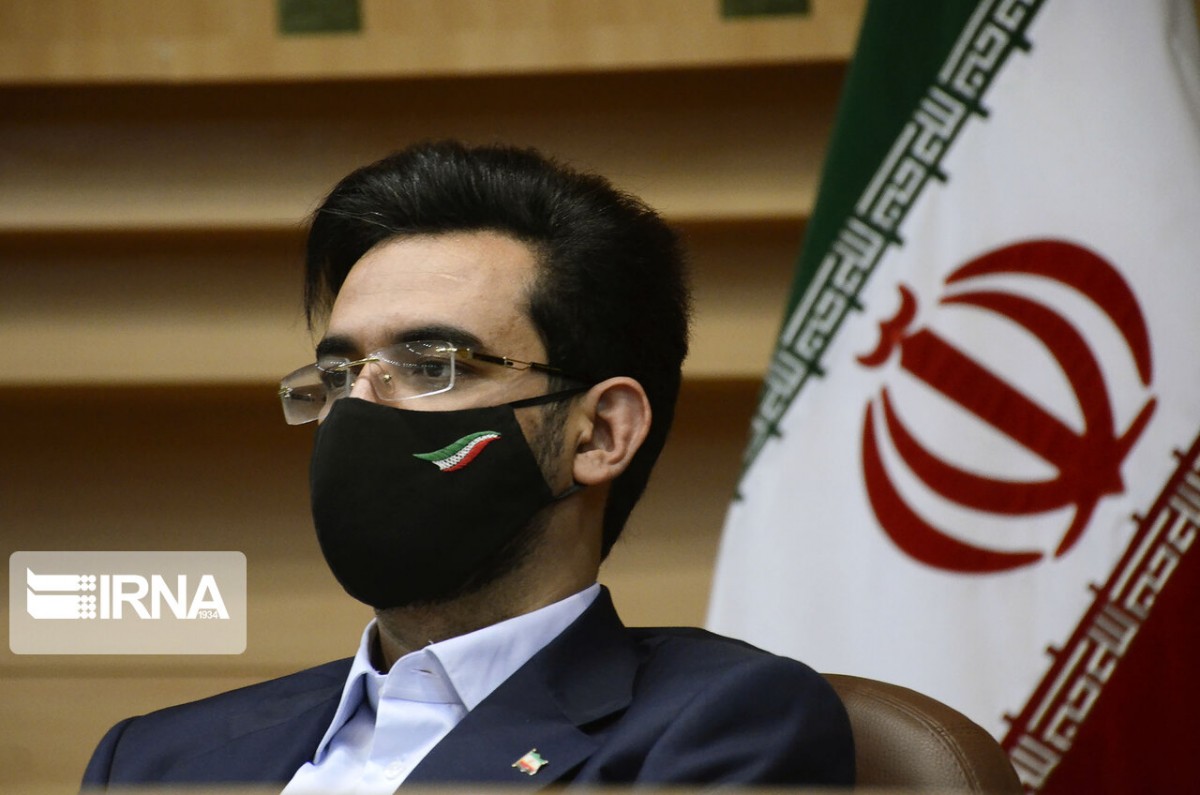 آذری جهرمی: بستن فضای مجازی، دیگر جواب نمی‌دهد
