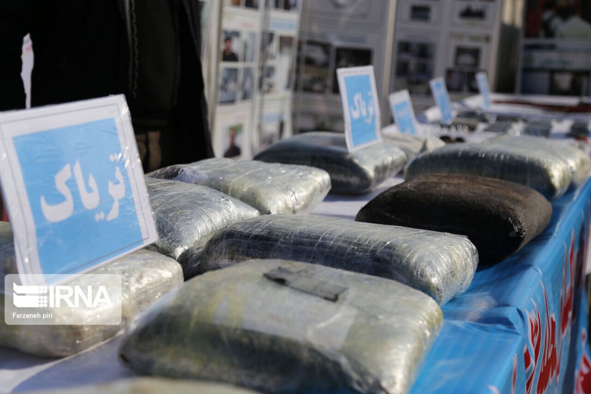 کشف بیش از ۲۰ تن موادمخدر در کشور طی هفته گذشته