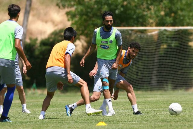 فرشید باقری تا پایان فصل در استقلال ماندنی شد