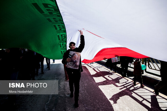 بازتاب دستاوردهای انقلاب اسلامی در کتاب‌های درسی
