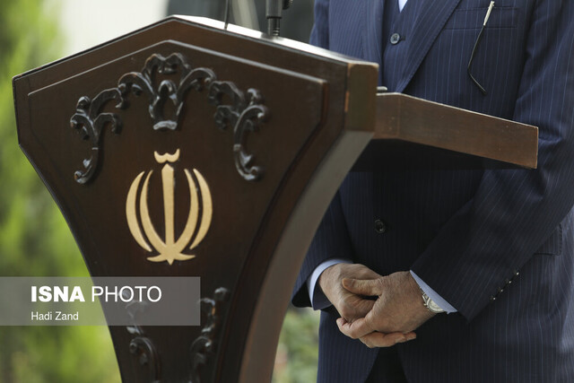 درسی که روحانی به مسئولان داد؛ طلب عفو