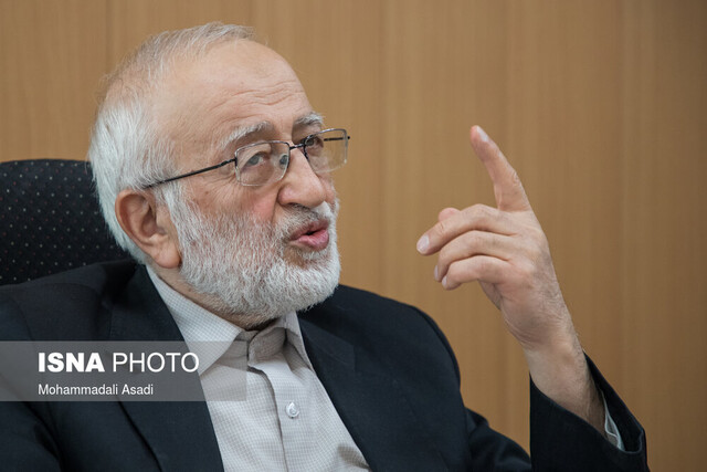 نظام حقوقی، اداری و بودجه نفتی موجب ناکارآمدی دولت ها شده است
