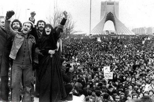 جایگاه زنان در عرصه سیاسی کشور هنوز با آرمان های انقلاب فاصله دارد