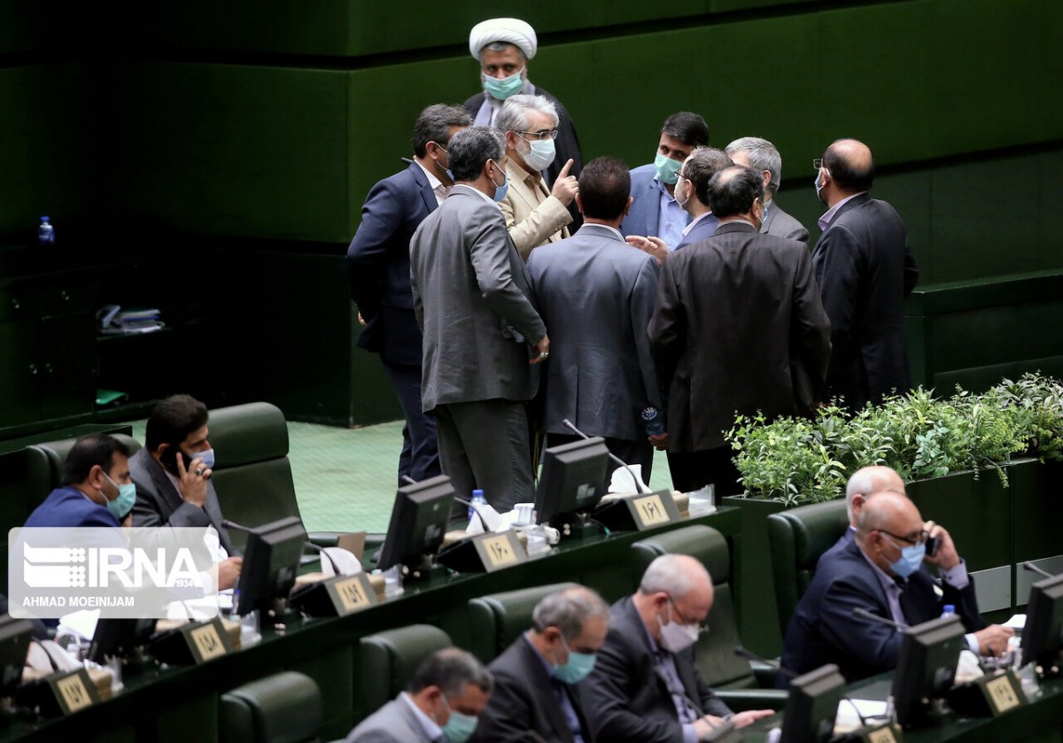 رویکرد انتقادی مجلس نسبت به وزرای دولت