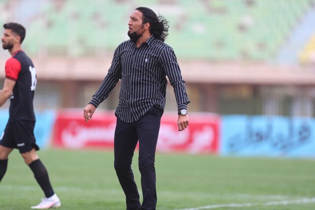 سرمربی مس نوین: چرا داور بازی ما و پرسپولیس تغییر کرد؟