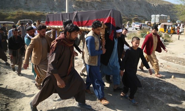 یک رسانه در افغانستان دیگر کارمند زن استخدام نمی‌کند