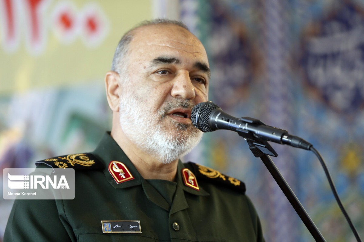 سرلشکر سلامی: امروز ما برای دشمن شرط می‌گذاریم
