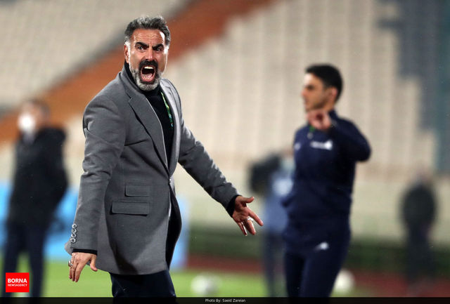 مربی استقلالی به صدرنشینی پرسپولیس کمک می‌کند؟