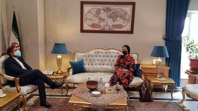 دیدار سخنگوی وزارت خارجه روسیه با خطیب‌زاده