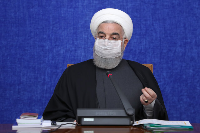 روحانی: دولت در هشت سال اخیر کوشید تا شرایط فعالیت زنان را تسهیل کند