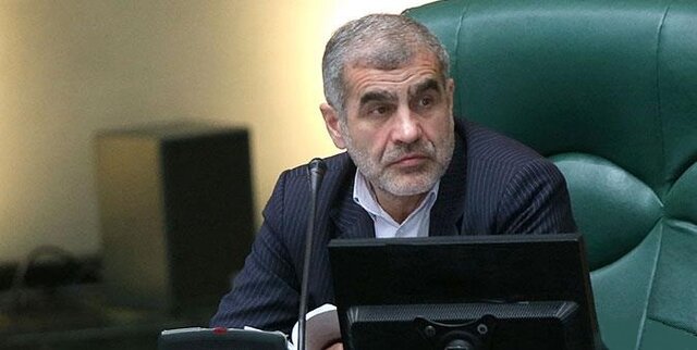 نیکزاد: باید پای کار آمد