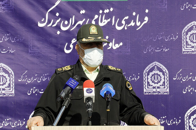 هشدار به واحدهای صنفی نقض کننده پروتکل‌ها/ پلیس تا پایان کرونا در کنار کادر درمان است