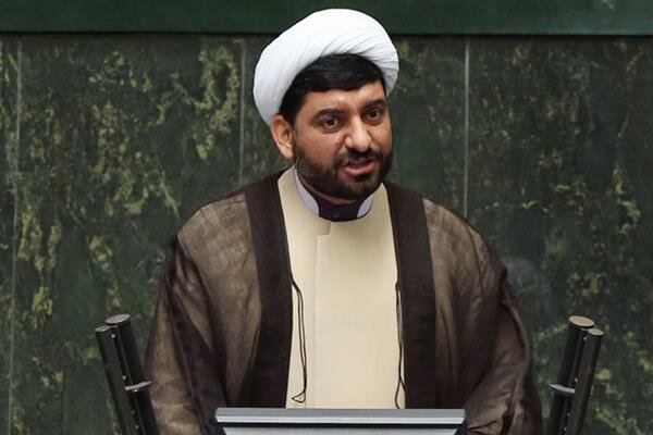  آزادیخواه: هفته سرکشی نمایندگان به حوزه انتخابیه به معنای تعطیلی نیست