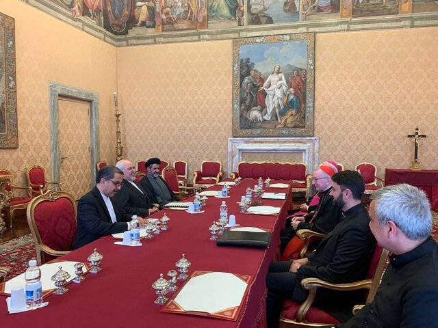 دیدار ظریف با نخست‌وزیر و وزیرخارجه واتیکان