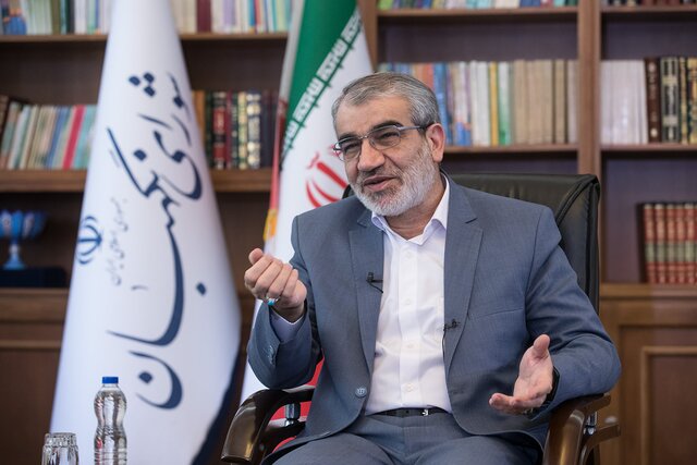 کدخدایی: شورای نگهبان نمی‌تواند آینده کسی که انتخاب می‌شود را تضمین کند