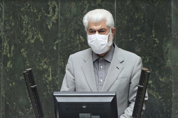 انتقاد شهریاری از استفاده تبلیغاتی یک کاندیدا از نطقش