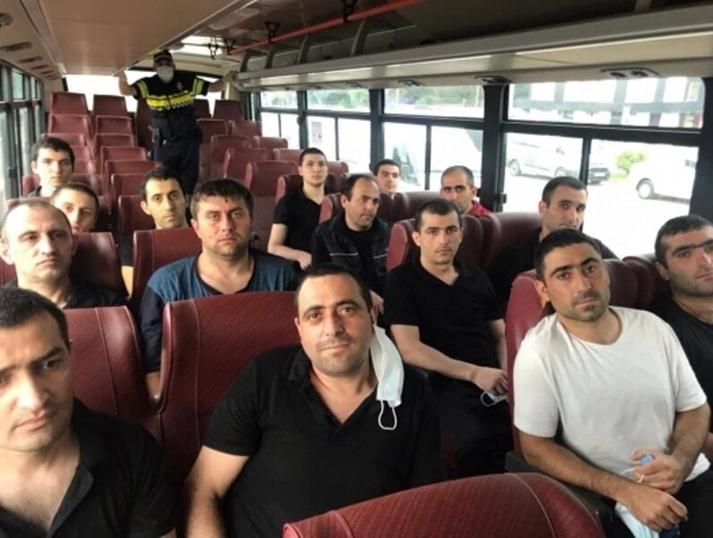 آذربایجان ۱۵ اسیر نظامی  را به ارمنستان تحویل داد