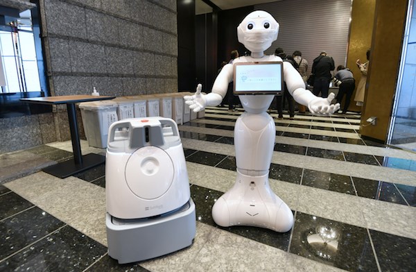 به‌کارگیری روبات مهماندار در هتل‌های توکیو