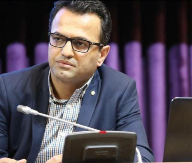 شاید همه پرسی بخش عمده‌ای از مشکلات کشور را حل کند