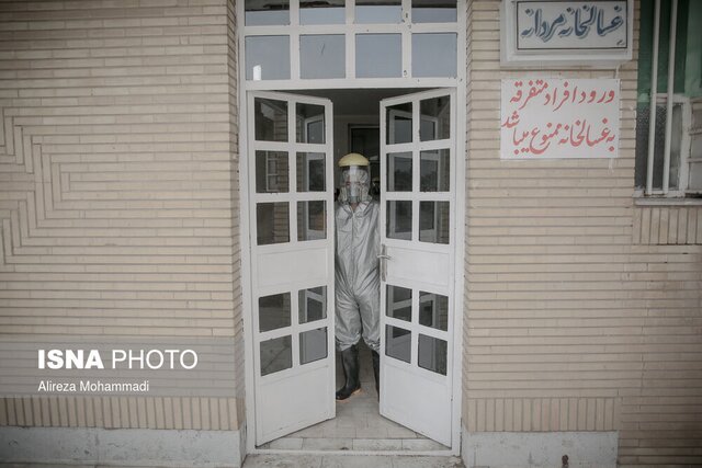 کسب و کار آزاد شود یک میلیون ایرانی به خاطر کرونا می‌میرند